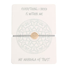 Laden Sie das Bild in den Galerie-Viewer, Armband - Mandala des Vertrauens - rosévergoldet
